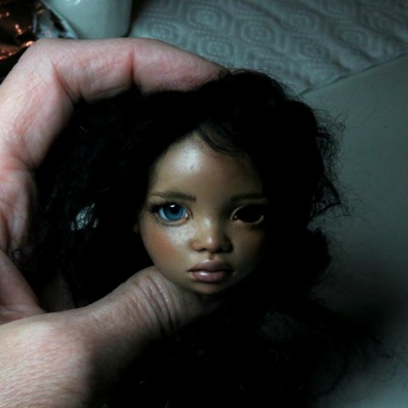 Irina Lumiere fragile dolls j'ai même des amis noirs.jpg