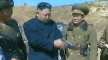 Kim_Jong-un_pan_pan_pan.gif