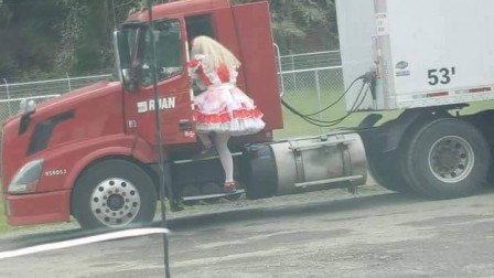 Alice camioneuse au travail.jpg