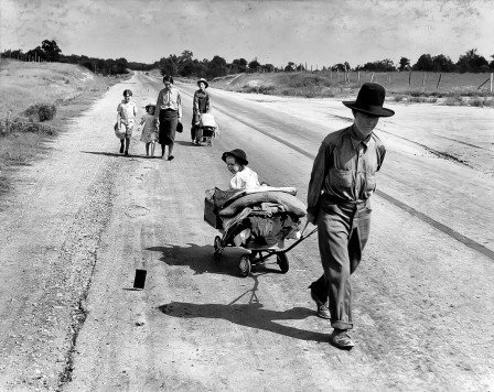 Dorothea_Lange_exode_durant_la_grande_depression_migrants_Oklahoma_1936.jpg