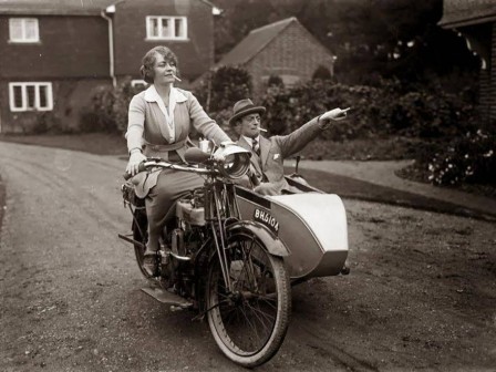 moto side car années 20.jpg