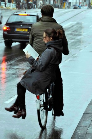 Aude de Prelle Amsterdam la lectrice à vélo livre lecture