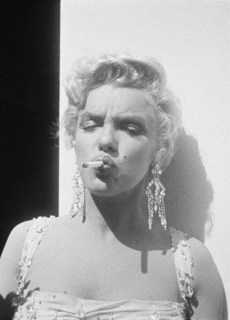 Gene Lester Marilyn Monroe c'est bientôt fini la pause cigarette