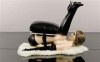 Bjarne_Melgaard_chaise_blanche.jpg