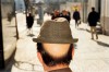 Martin_Parr_chapeau_faire_face_a_la_realite.jpg
