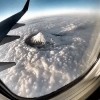 Mount_Fuji_filmed_from_plane.gif