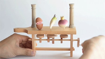 The Quirky Wooden Automata of Kazuaki Harada le diner se préparait.gif