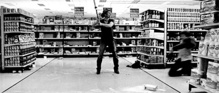 Zombieland supermarché.gif