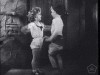 baiser à la crèche.gif