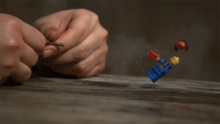 crash test playmobil 2.gif