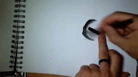la main percée.gif