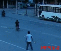 accident_football.gif