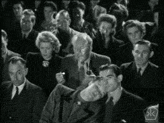 eternuement_l_ancetre_de_tous_les_reseaux_sociaux_de_partage.gif
