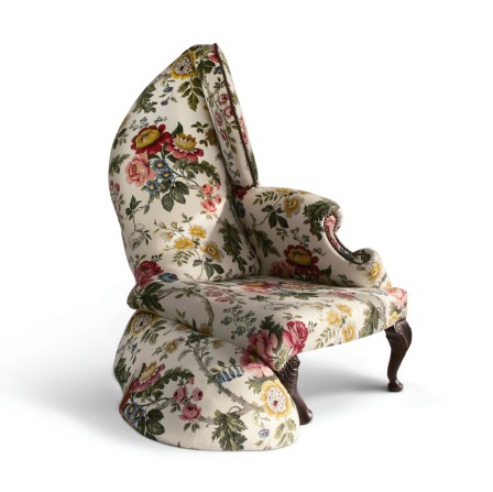 Nina Saunders, Wild Swan, 2019 fauteuil crevé tu te laisses aller