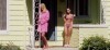 Alexis Dziena and Sharon Stone. Broken Flowers 2005 Jim Jarmusch.gif, fév. 2020