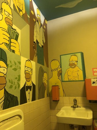 Homer Simpson-Ryan Gosling salle de bain.jpg, janv. 2020