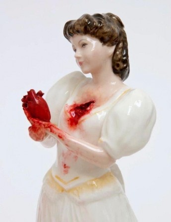 Jessica Harrison Marie le coeur immaculé de porcelaine.jpg, janv. 2021