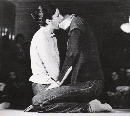 Marina Abramović and Ulay BREATHING INBREATHING OUT Performance 19 Minutes Student Cultural Center Belgrade April 1977.jpg, avr. 2021