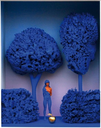 Volker Kuhn The Garden of Yves Klein sculpture in box 2017 Eve bleue.jpg, juin 2021