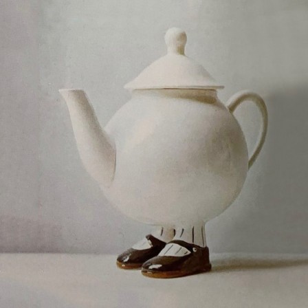 Walking Teapot by Danka Napiorkowska 1974 thé casting théière.jpg, mai 2021