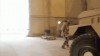 militaire scaphandre danse.gif, avr. 2020