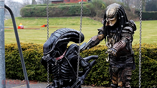 Alien Vs Predator balançoire.gif, juil. 2021