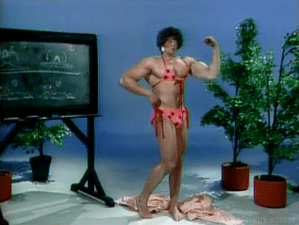 Andrea Martin SCTV Network Canadian television body building Hammersmith Horror culturisme dites lui que je l'aime.gif, nov. 2022