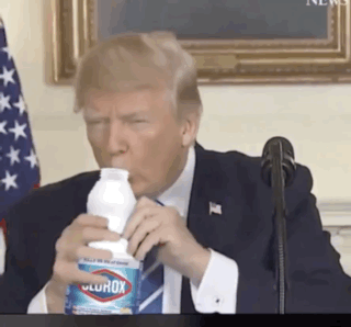 Donald Trump eau de Javel.gif, avr. 2020