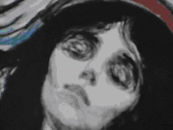 Edvard Munch, From a documentary, 1970s s'éloigner d'elle.gif, déc. 2022