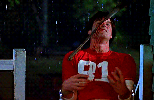 Friday the 13th Part II (1981) dir. Steve Miner fauteuil roulant