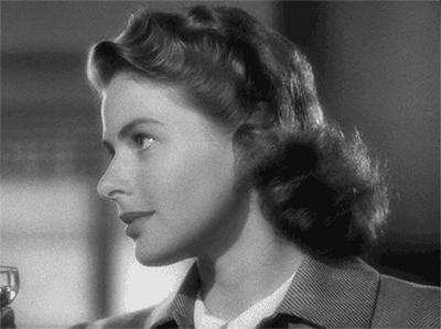 Ingrid Bergman Casablanca Michael Curtiz 1942 l'hésitation à boire.gif, fév. 2020