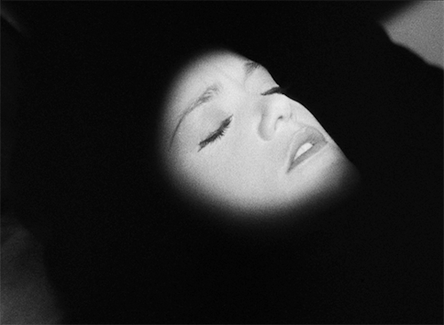 Jacques Tourneur The Panther's Kiss, Cat People,1942.gif, janv. 2021