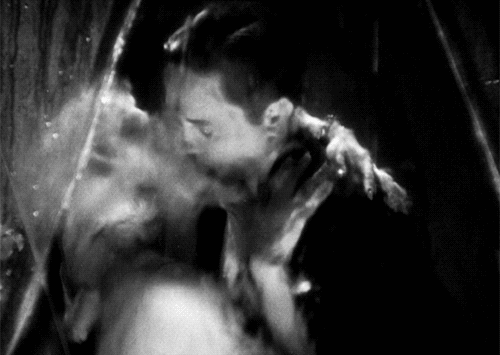 Jean Harlow le baiser sous la pluie.gif, fév. 2020