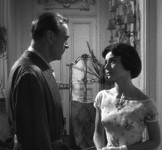 L'amour dans l'après-midi (1957) réal. Billy Wilder.gif, sept. 2020