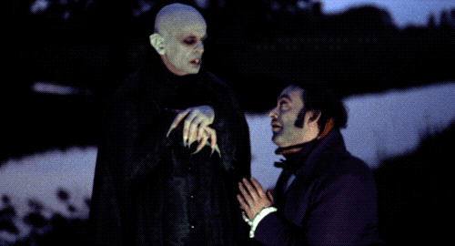 Nosferatu the Vampyre 1979 courtisan follower dédain.gif, déc. 2022