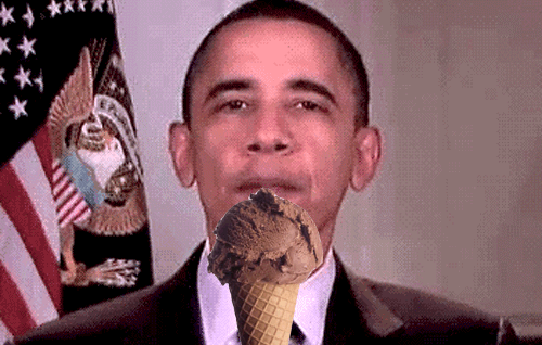 Obama mangeant une glace.gif, août 2019
