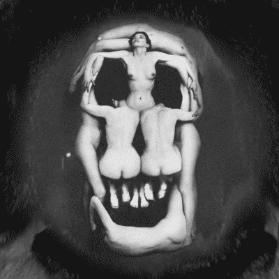 Salvador Dalí Sept corps nus et un crâne 1951 origine du monde de la danse.gif, juin 2021