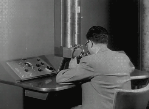 Sniffles and Sneezes 1955 Audio Productions gif virus microscope.gif, avr. 2020