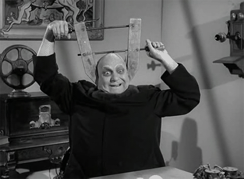 The Addams Family Fester 1965 l'invention du presse citron.gif, janv. 2020