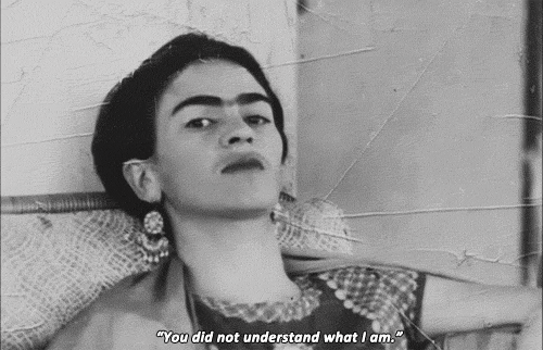 The Life and Times of Frida Kahlo vous ne comprenez pas qui je suis.gif, mai 2023