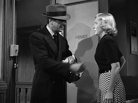 The Maltese Falcon 1941 dir. John Huston.gif, sept. 2019