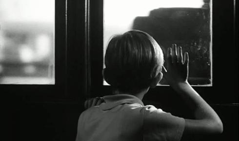 Tystnaden The Silence Ingmar Bergman 1963 train.gif, sept. 2019