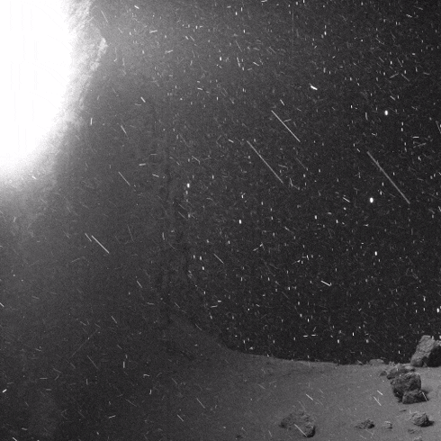 Vue de la surface de la comète 67P Churyumov - Gerasimenko.gif, nov. 2019