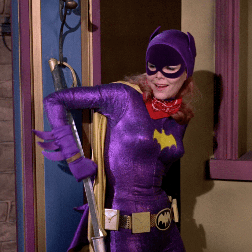 Yvonne Craig as Batgirl in Batman 1966, The Great Train Robbery confinement.gif, nov. 2020