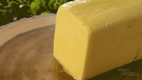 invention couteau à couper le beurre au nom du Beurre, du fil et du  Saint-Nectaire.gif, mai 2021