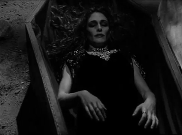 la femme dans son cercueil mort doigt d'honneur fuck.gif, mai 2023