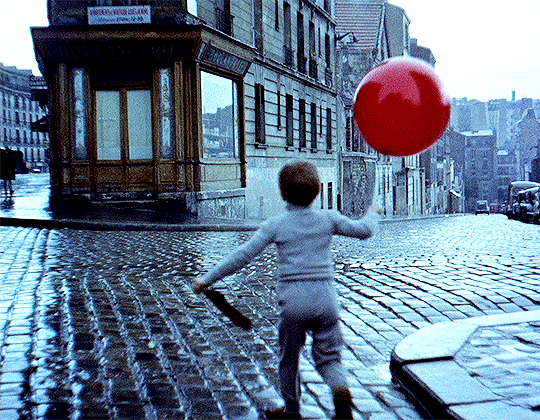 le ballon rouge (1956) dir. Albert Lamorisse 2.gif, fév. 2021