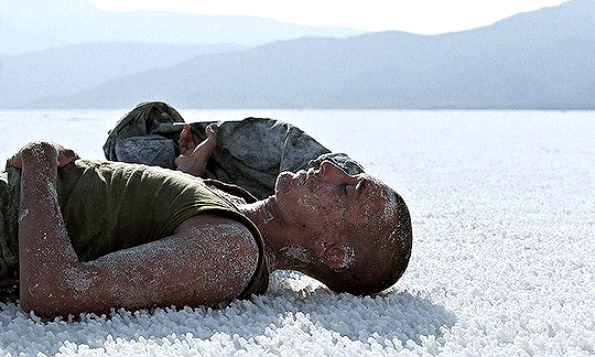 BEAU TRAVAIL, dir. Claire Denis, 1999 Agnès Godard dans un monde glacé de sel