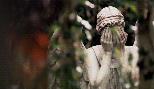 Doctor Who. ange en pleurs 1 2 3 soleil éveil larmes