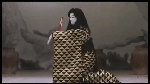 Tamasaburo Orochi Great Serpent) part 3 坂東玉三郎 大蛇 un serpent qui danse